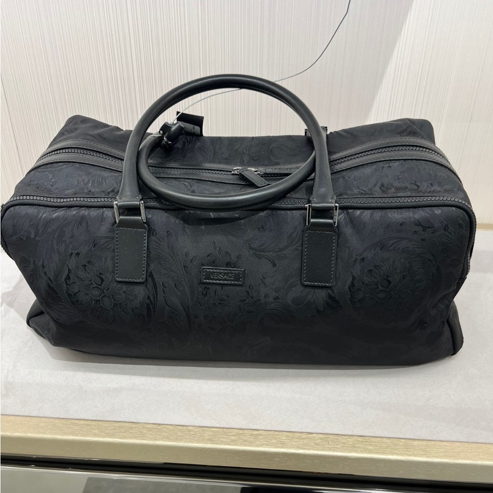 NEW! Versace Black Baroque Travel Bag